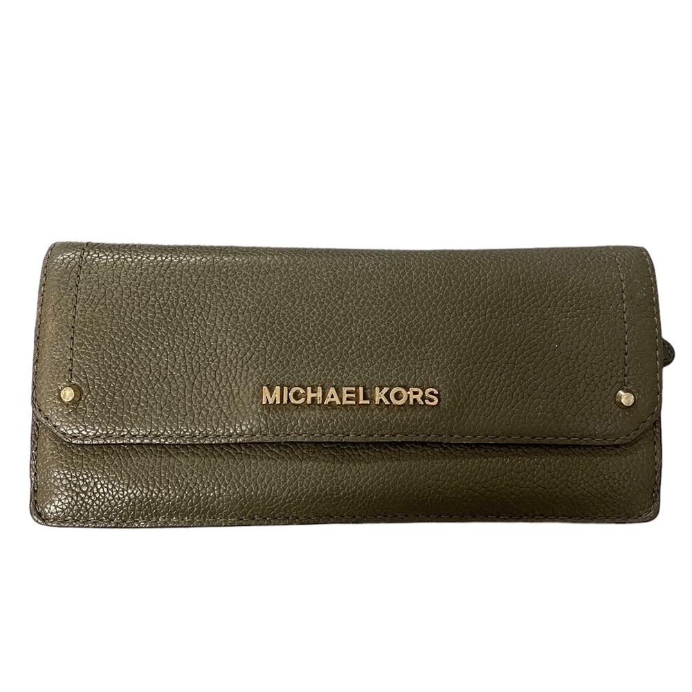 Michael Kors Jet Set Travel Flat Wallet - Color “Olive”